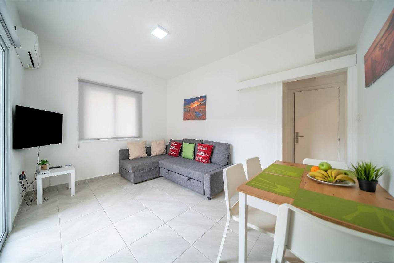 Home Of Comfort Mackenzie Larnaca Dış mekan fotoğraf
